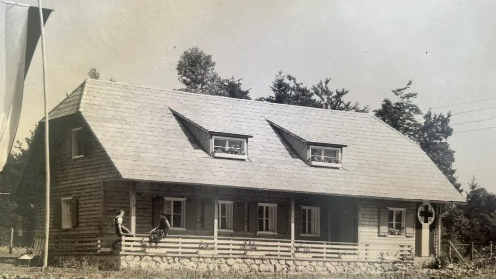 Das erste JRK-Waldheim in Litzlberg in den 1950er-Jahren